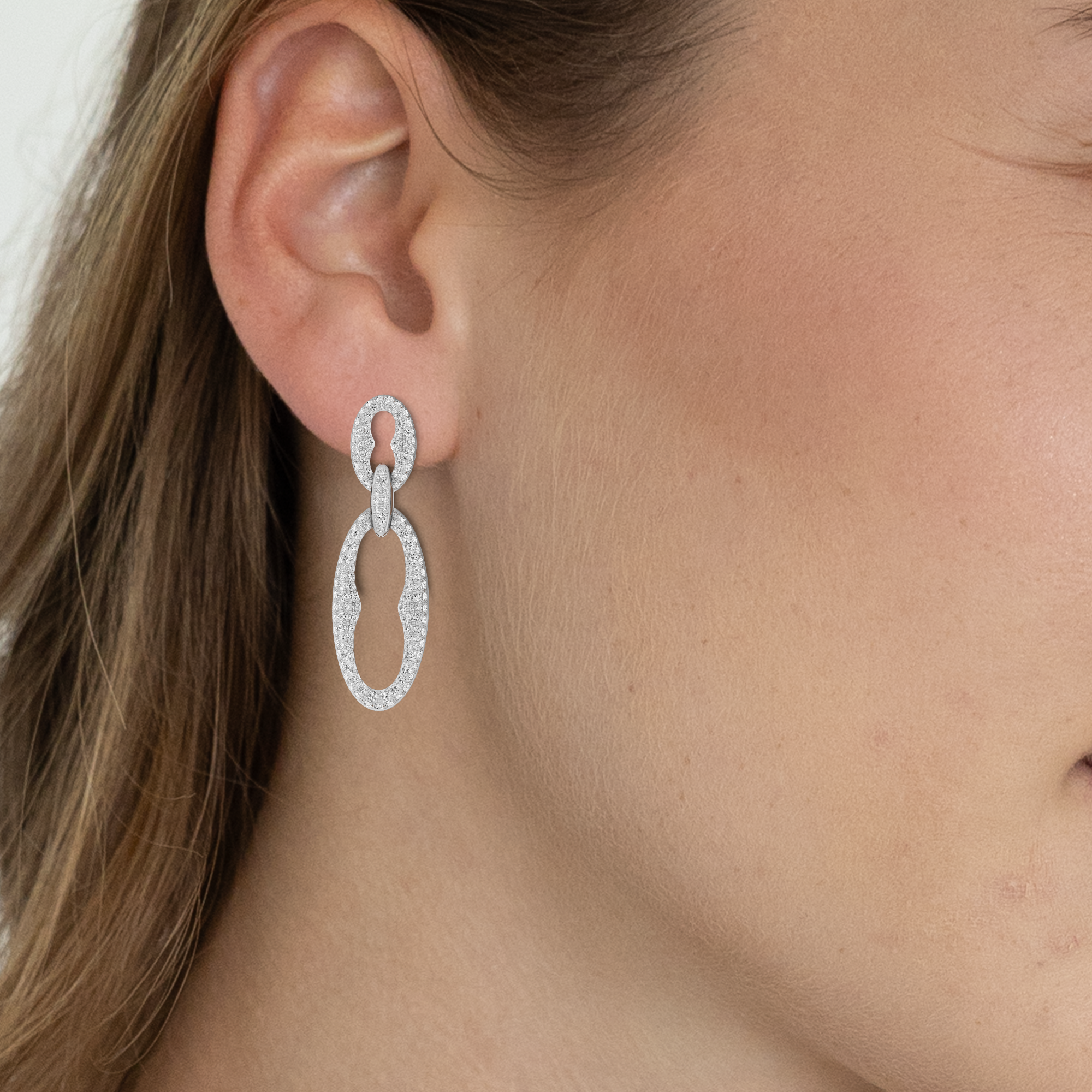 Velvet Radiance Diamond Fashion Earring - Round